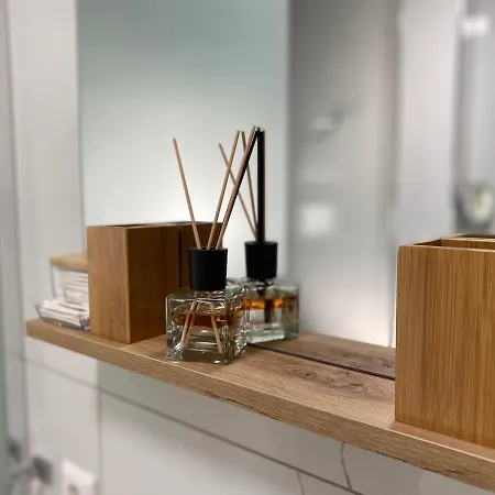 Stn Business - Mit Parkplatz & Balkon, Terrasse & Fussbodenheizung, Netflix Premium, Zentral Zu Audi & Schwarz Gruppe