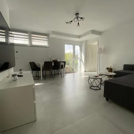 Stn Business - Mit Parkplatz & Balkon, Terrasse & Fussbodenheizung, Netflix Premium, Zentral Zu Audi & Schwarz Gruppe *