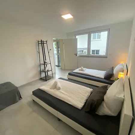 Apartment Stn Business - Mit Parkplatz&balkon, Terrasse&fußbodenheizung, Netflix Premium, Zentral Zu Audi&schwarz Gruppe Bad Friedrichshall