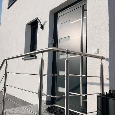 Stn Business - Mit Parkplatz & Balkon, Terrasse & Fussbodenheizung, Netflix Premium, Zentral Zu Audi & Schwarz Gruppe 바트프리에드리히셸